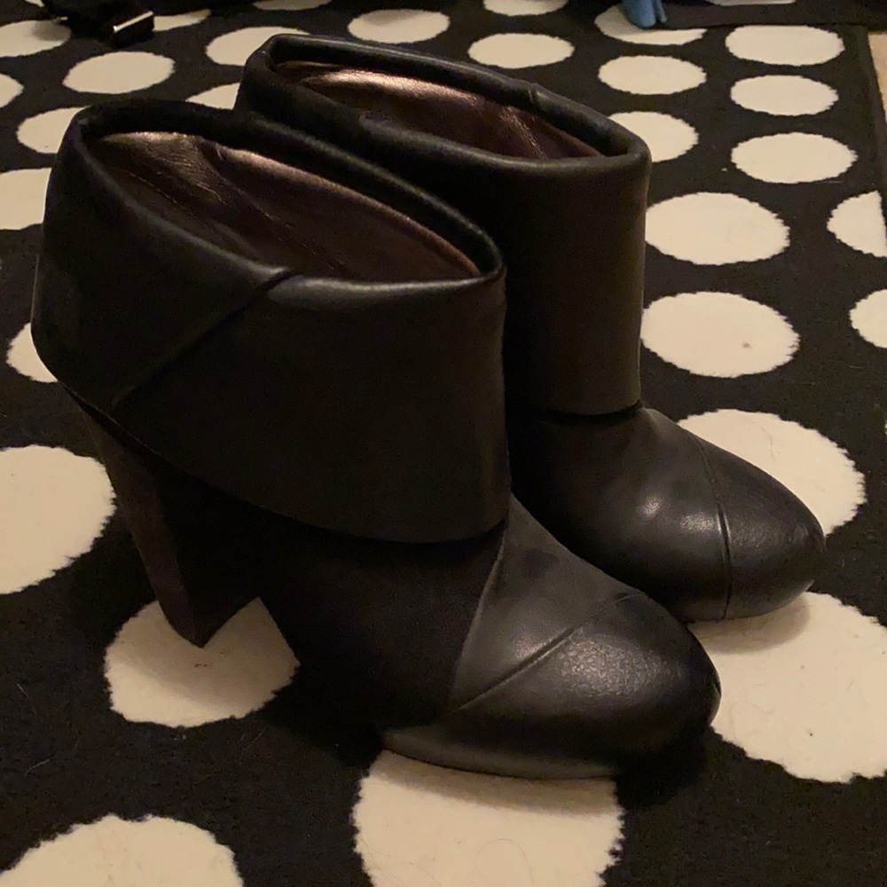 Matt Bernson booties 6.5
